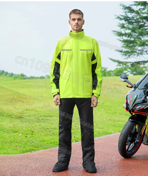 Tuta antipioggia impermeabile  - Cycling Gear Waterproof recensione e prezzo